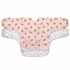 Lätzchen mit langen Ärmeln 2-tlg. ass. Kleiner Waldhase Laessig