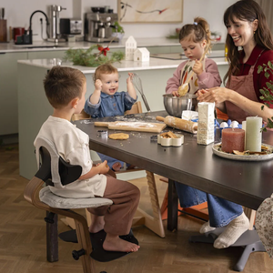 Liege NOMI Stokke Walnuss schwarz