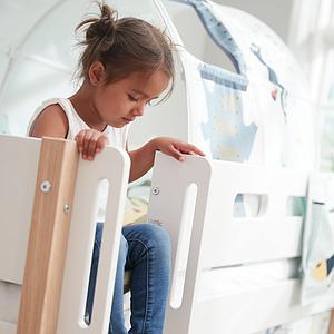 Mittelhohes Bett 200x90cm gerade Leiterrutsche NOR Flexa Eiche-weiß