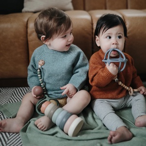 Mushie - Beißring Ball Getrockneter Thymian       