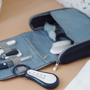 Neceser de Baño 9 Accesorios Night Blue beaba