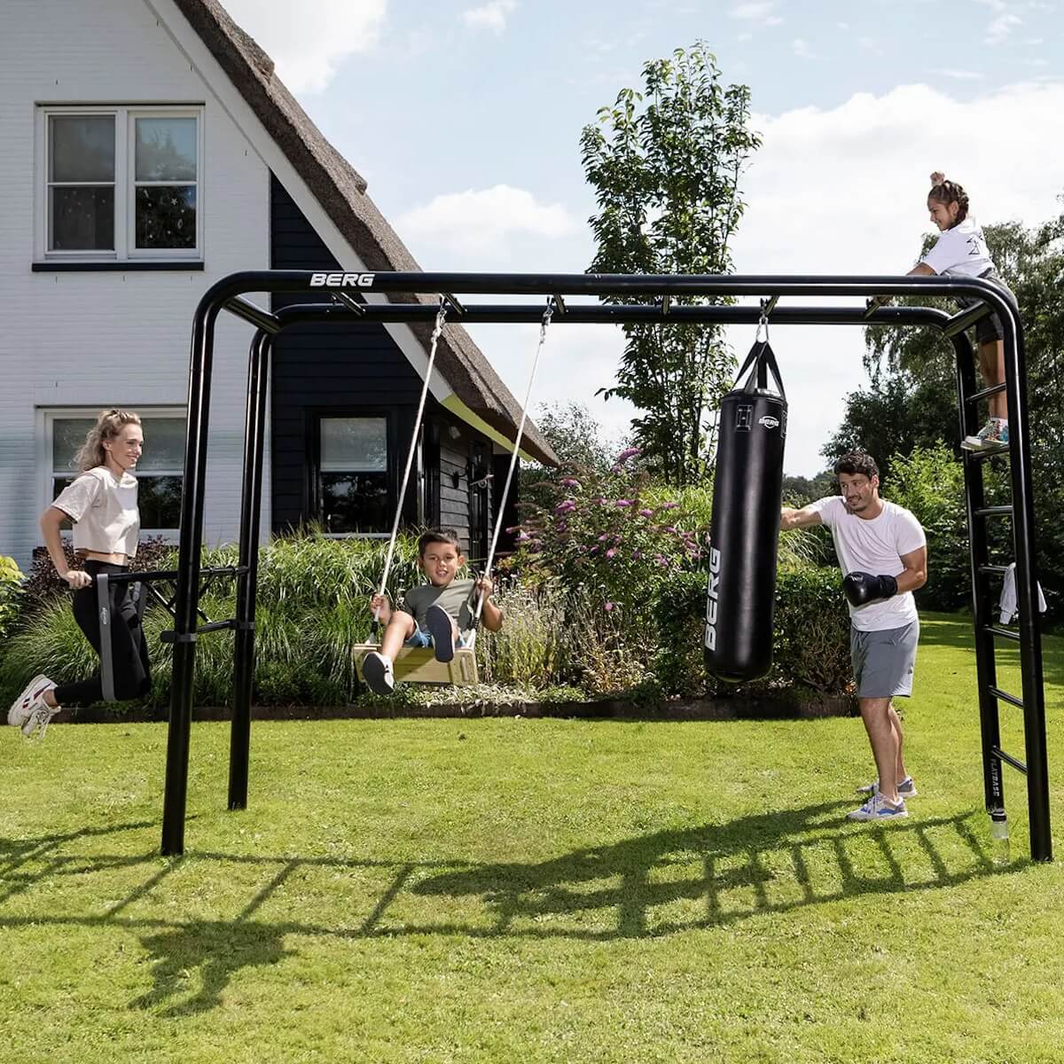 Playbase Dip bar BERG