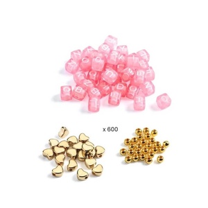 Schmuck basteln mit goldenen Buchstaben Djeco