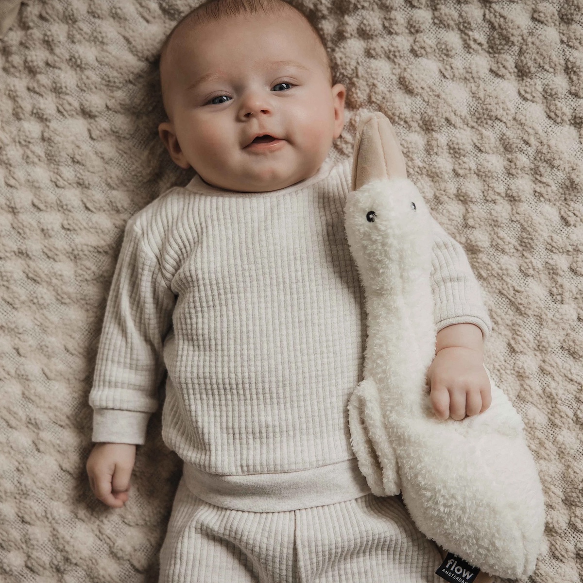 Schmusetuch HERZENSKLAPPEN ON THE GO wiederaufladbar Liva Flow Amsterdam beige