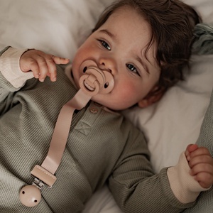 Schnullerkette Holz Shell Errötende Rosa Elodie