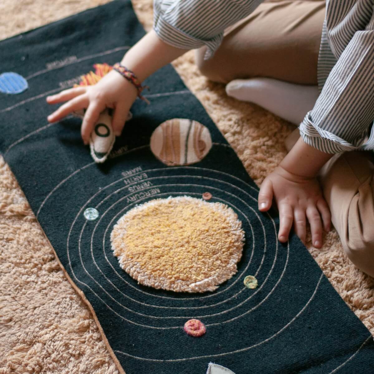 Sensorisches Buch GALAXY 22x28cm Lorena Canals