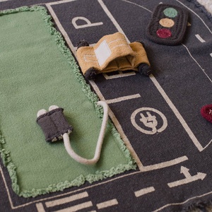 Sensorisches Buch GREEN TOY set eco city Lorena Canals