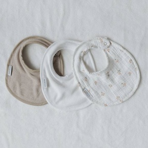 Set Lätzchen+Clip, Musselin + Mikrosponge 25cm Bamboom white sand rosehip