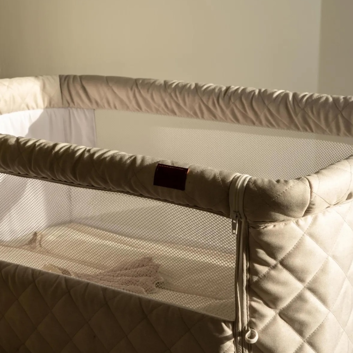 Side-By-Side Wiege Lehm Quax