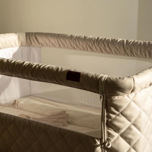 Side-By-Side Wiege Lehm Quax