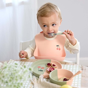 Silikon-Lätzchen Happy Fruits Cherry Laessig