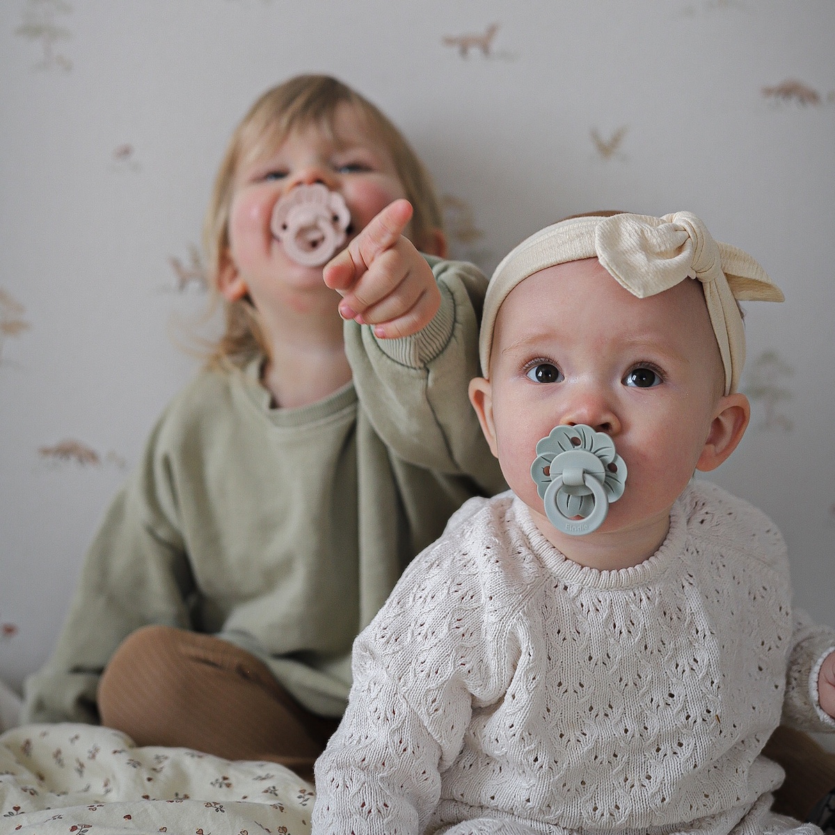 Silikonschnuller 3M+ BINKY BLOOM Elodie mineral green