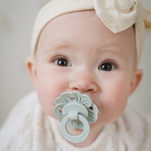 Silikonschnuller 3M+ BINKY BLOOM Elodie mineral green