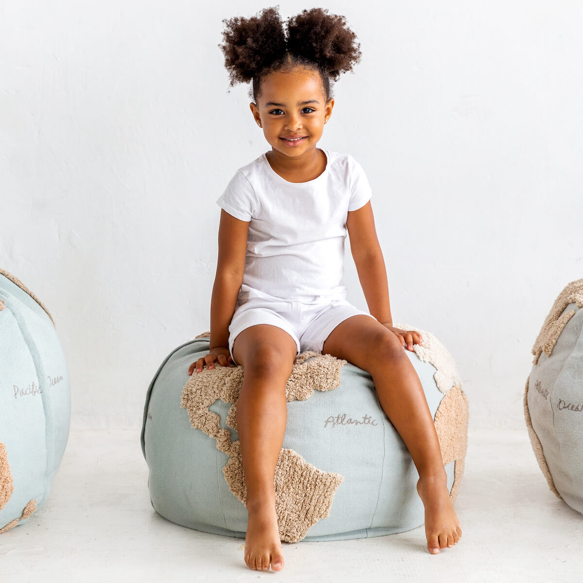 Sitzpouf WORLD MAP Lorena Canals