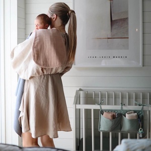 Spucktuch Mushie Roman Blush Fog   