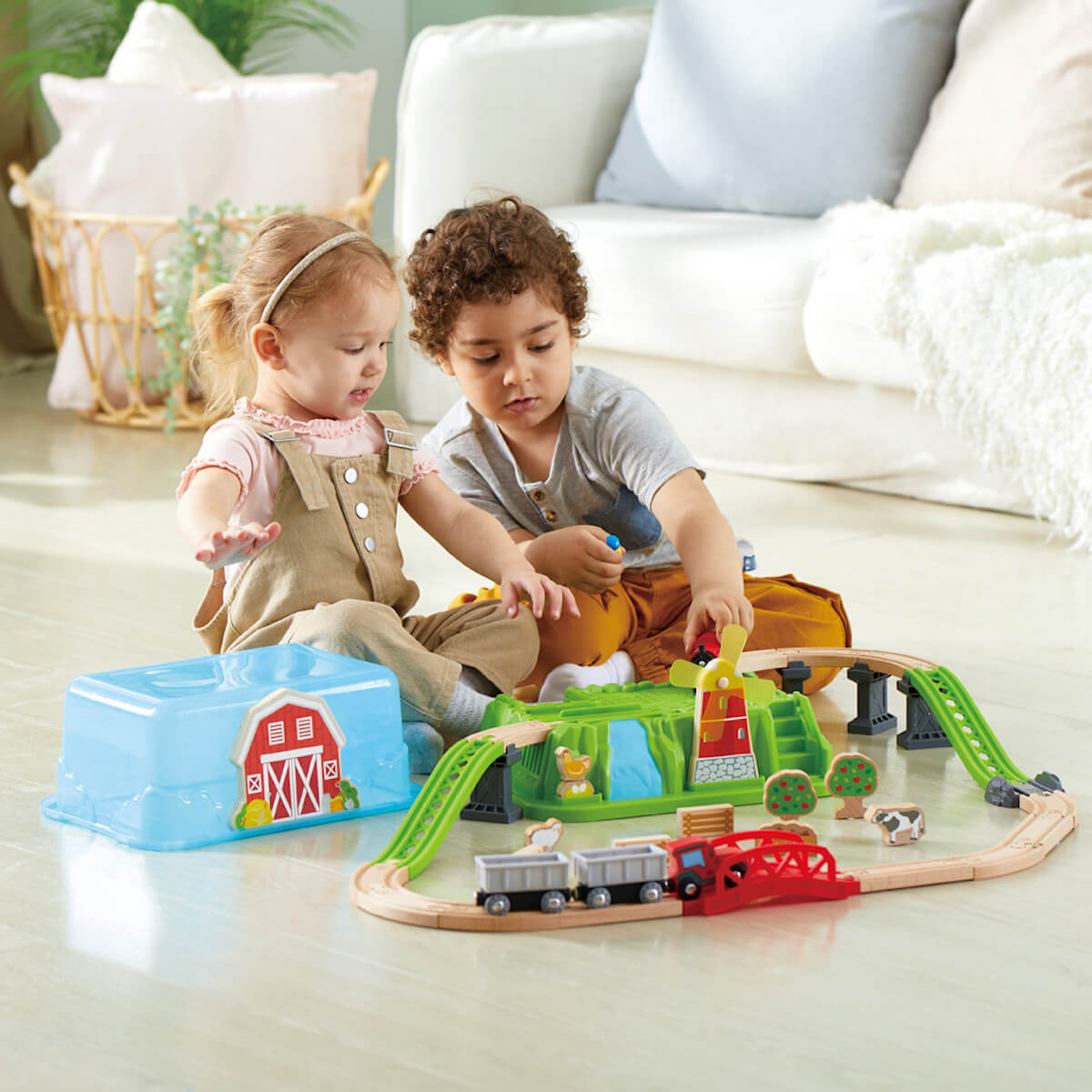 Stadtbahn Set in Aufbewahrungsbox Hape