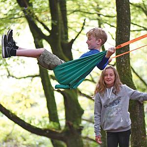 Taschen-Schaukelspiel Hape