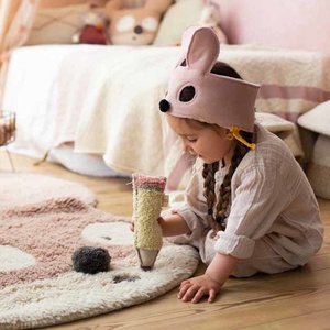 Teppich 100 x 120 cm Miss Mighty Mouse Lorena Canals Woolable