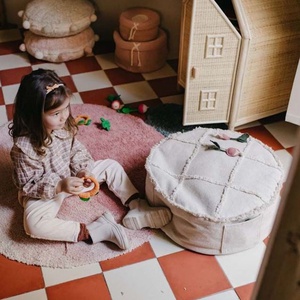 Teppich 100x150cm RAMONA THE RADISH Lorena Canals