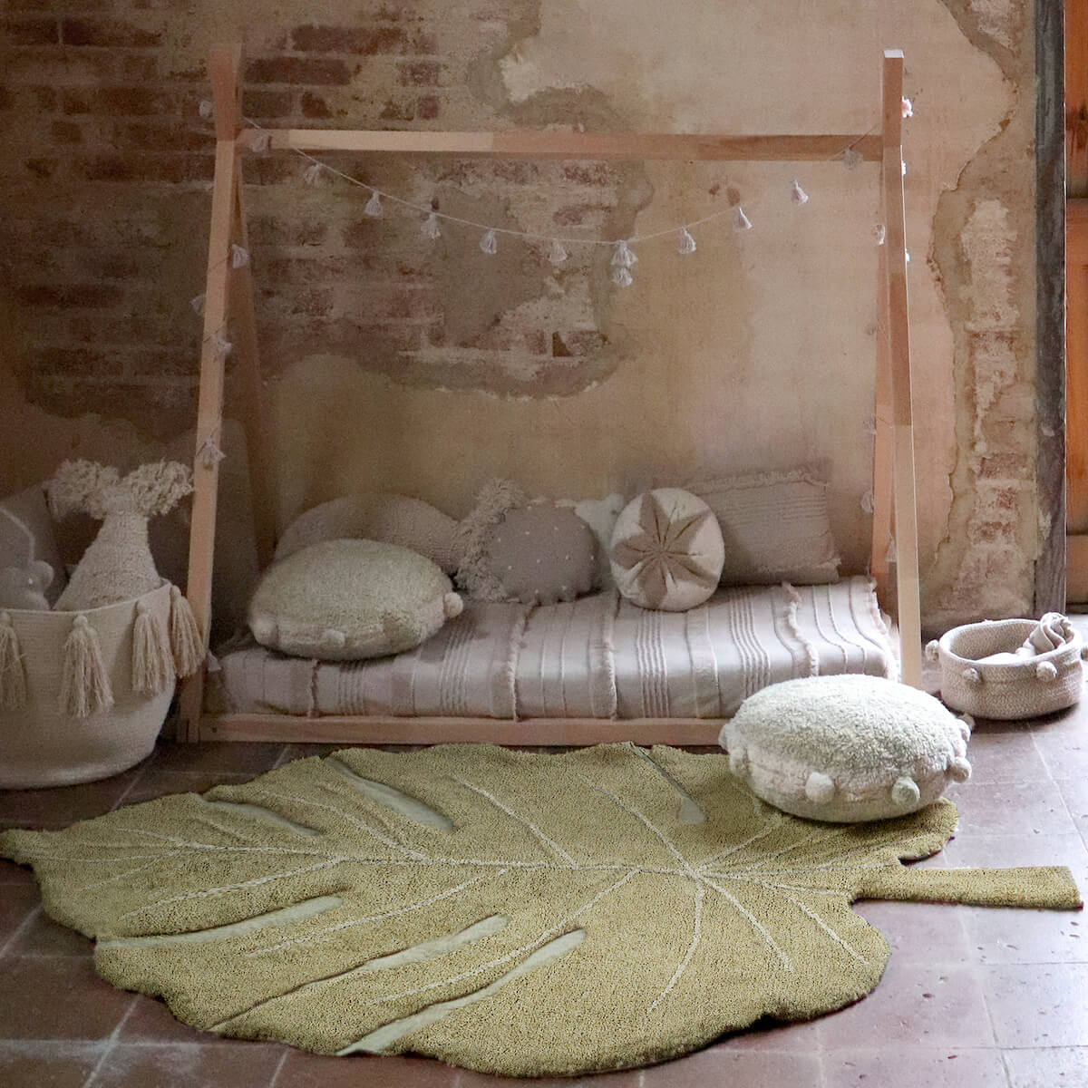 Teppich 120x180cm MONSTERA Lorena Canals Olive