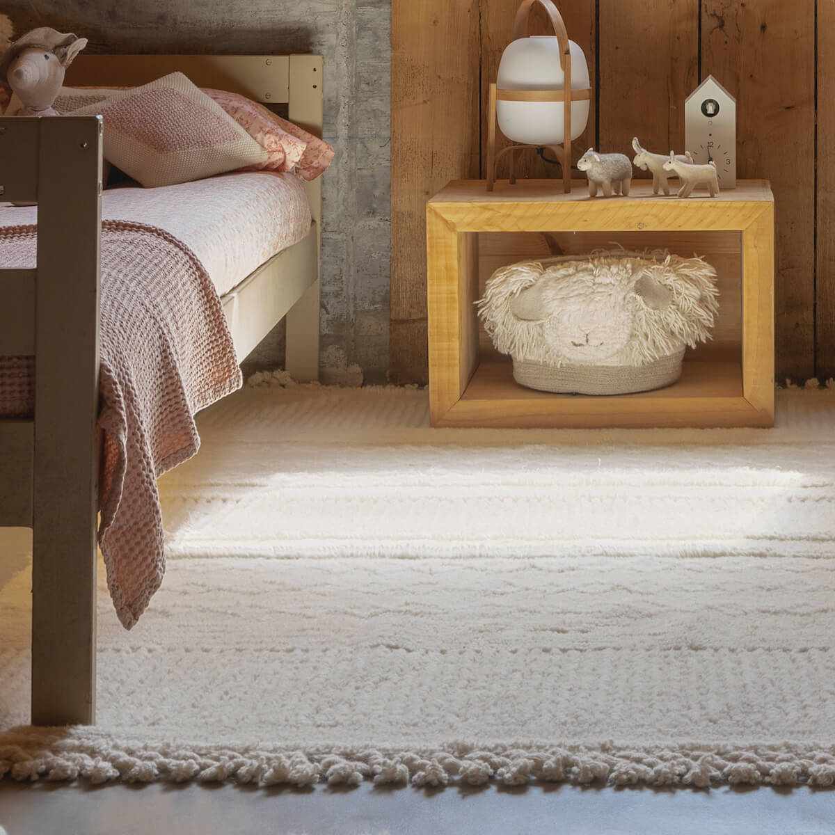 Teppich Wolle 120 x 170cm Ari Sheep White Lorena Canals