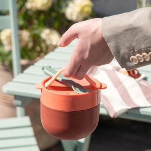 To Go Lunch Bowl Done by Deer sand