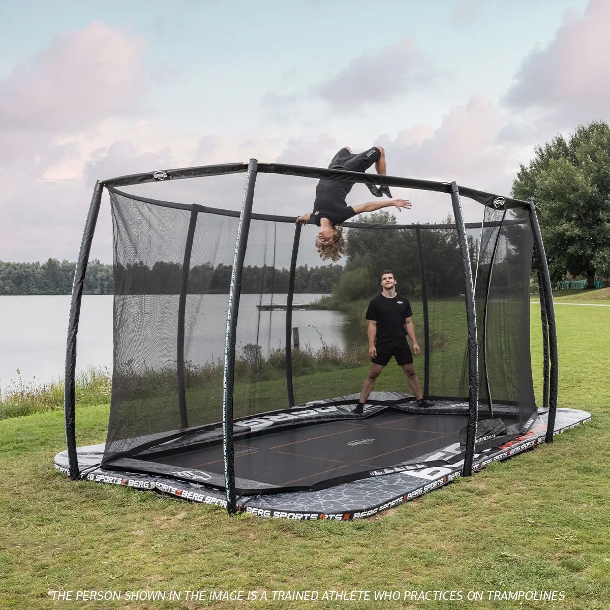 Trampolin 500cm FlatGround SPORTS FlatGround + Safety Net XL Berg