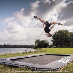 Trampolin 500cm FlatGround SPORTS ULTIM PRO BOUNCER Berg
