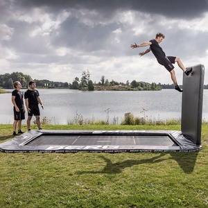 Trampolin 5x5 FlatGround SPORTS ULTIM PRO BOUNCER + AeroWall Berg