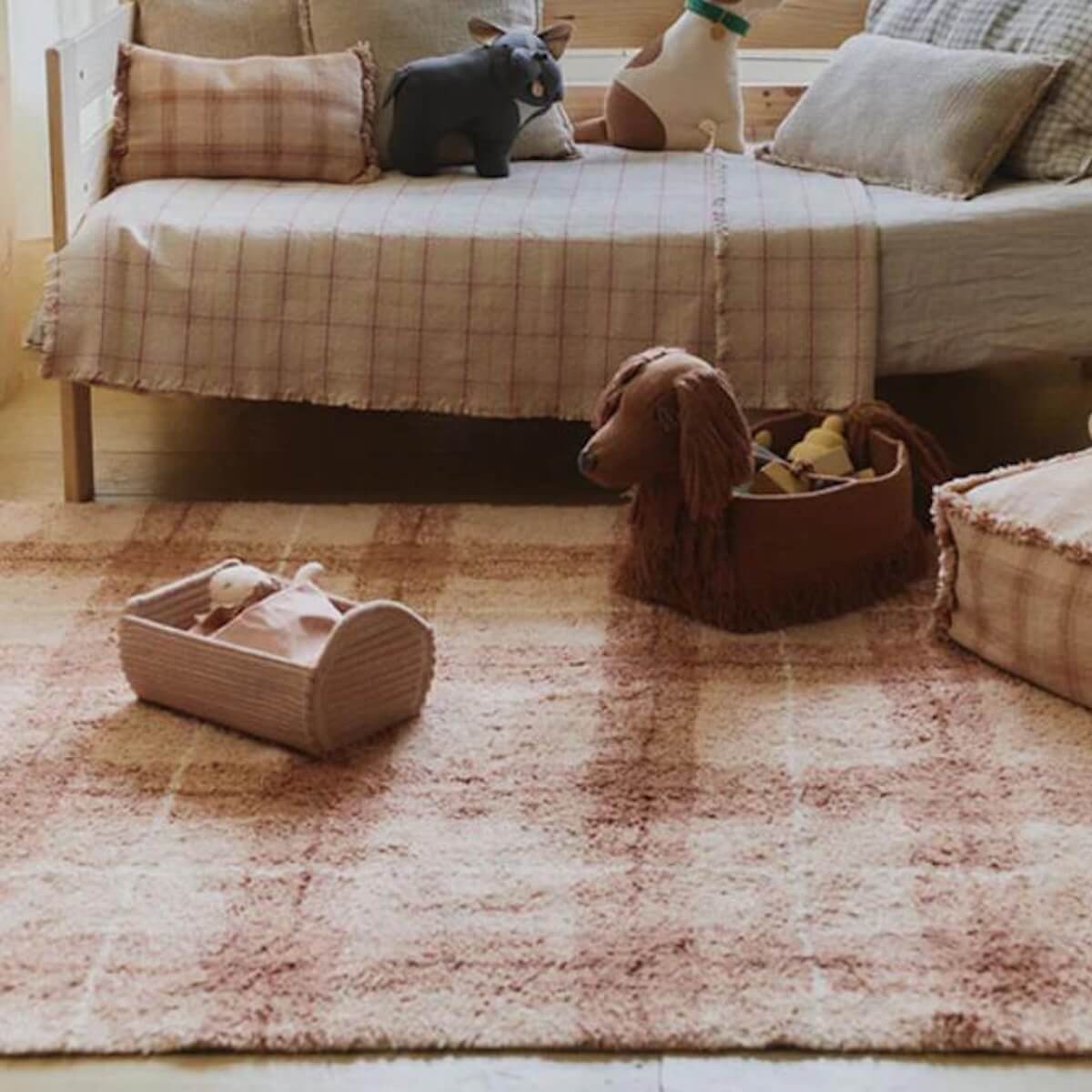 Waschbarer Teppich 90x120cm TARTAN Wouf wouf Lorena Canals rose