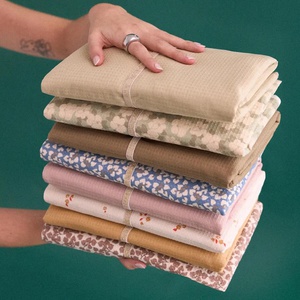 Wasserdichte Wickelauflage MOZART 68x50cm Nobodinoz Yellow Lily