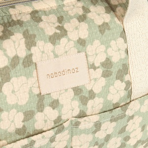 Wasserdichte Wickeltasche GALA 35x27x14cm Nobodinoz Green Sakura