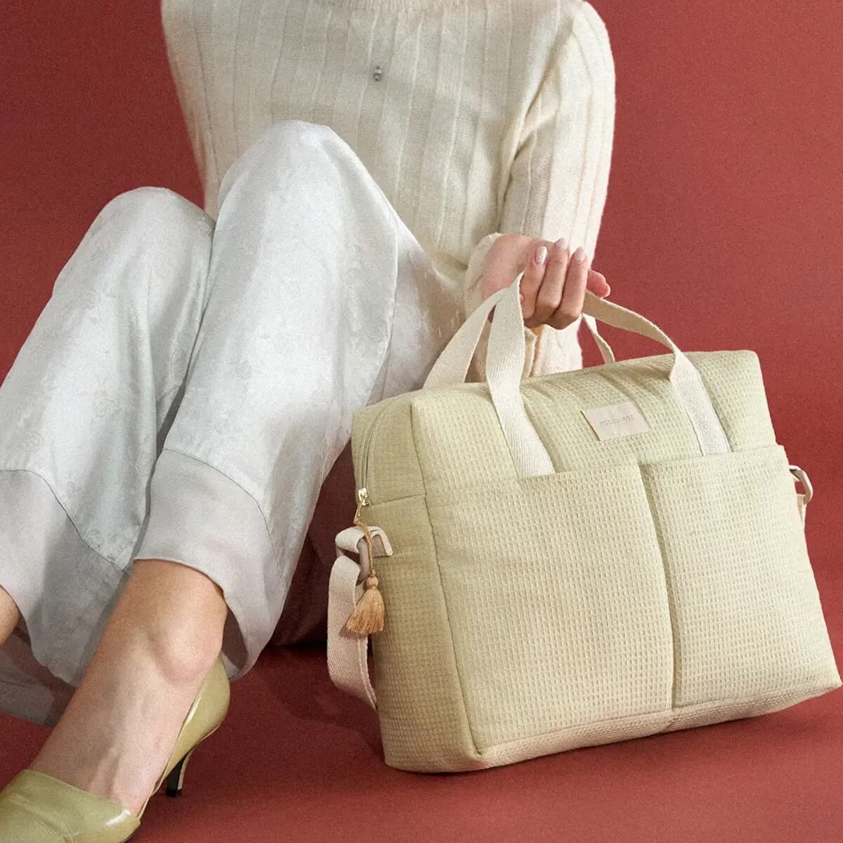 Wasserdichte Wickeltasche GALA 35x27x14cm Nobodinoz Green Tea