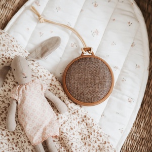 Weißes Rauschen Lautsprecher Echo01 Holz Membantu