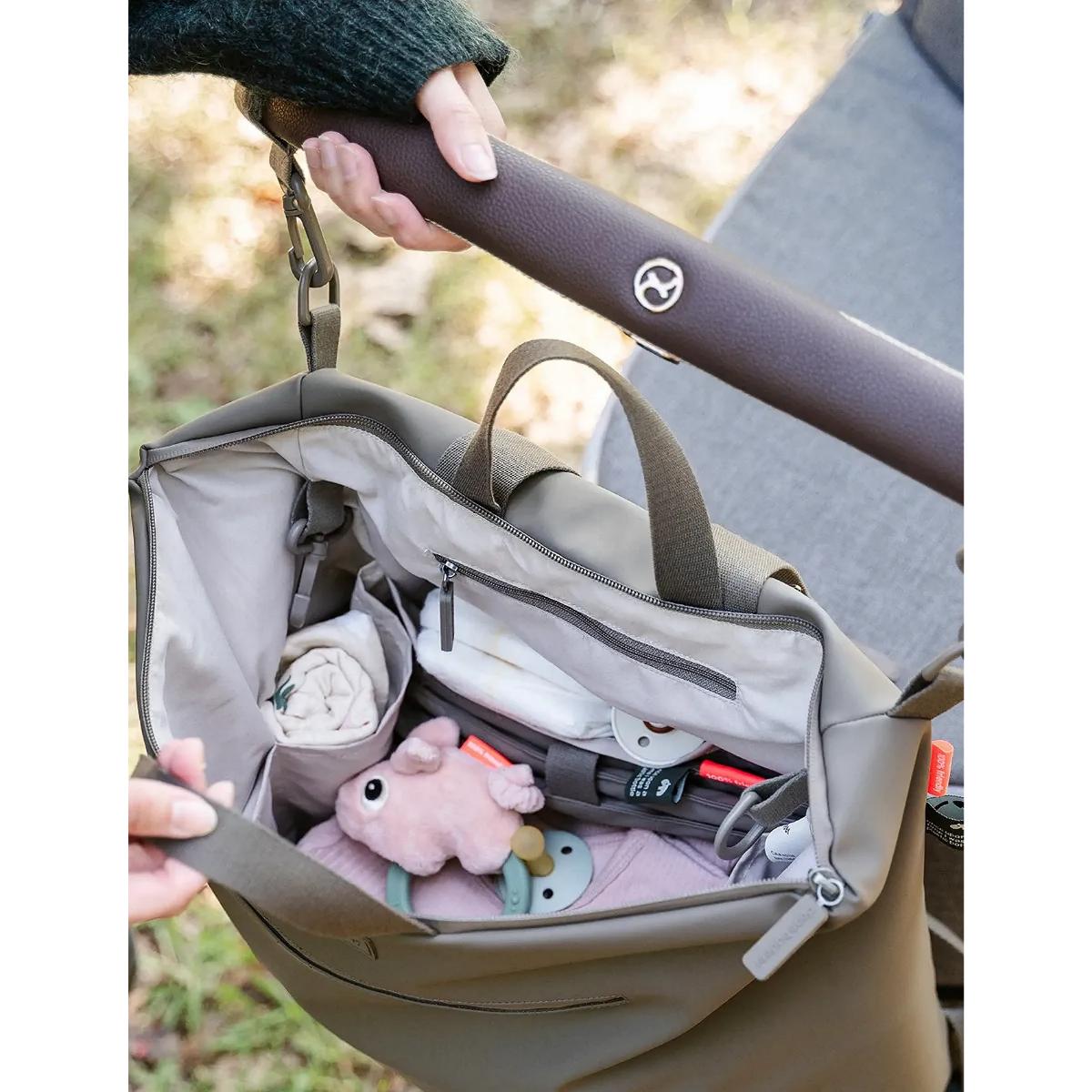 Wickeltasche Done by Deer taupe