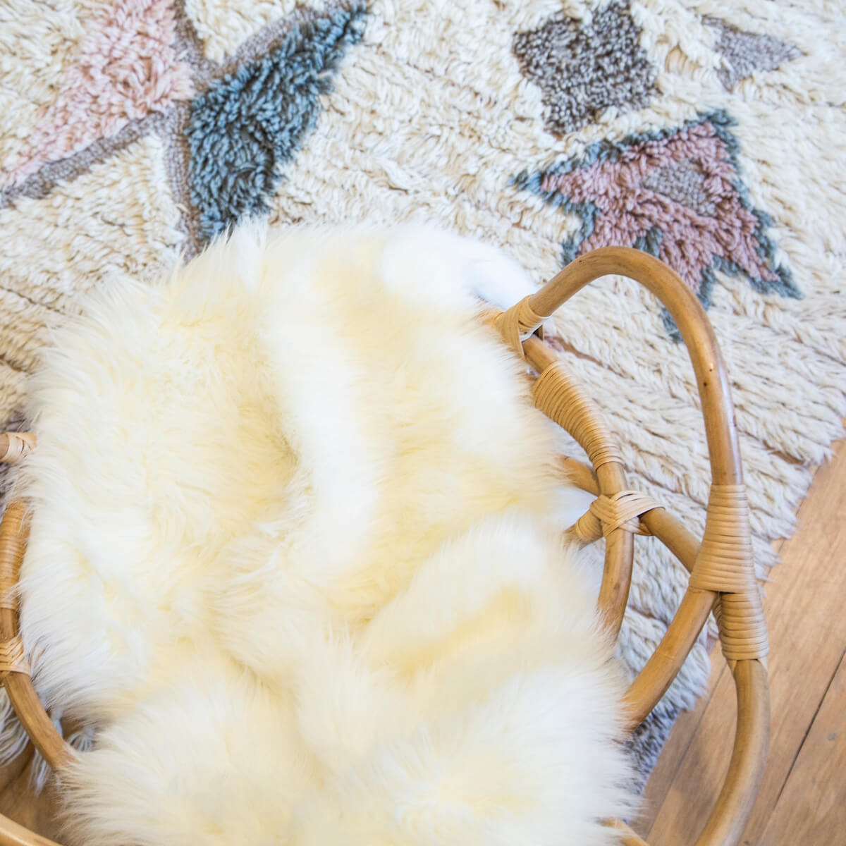 Wool Washable Pouffe - Hopi Collection''Tuba''200 x 140