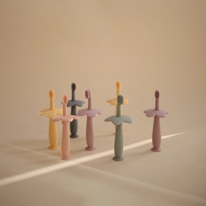 Zahnbürste Blume Mushie Blush  