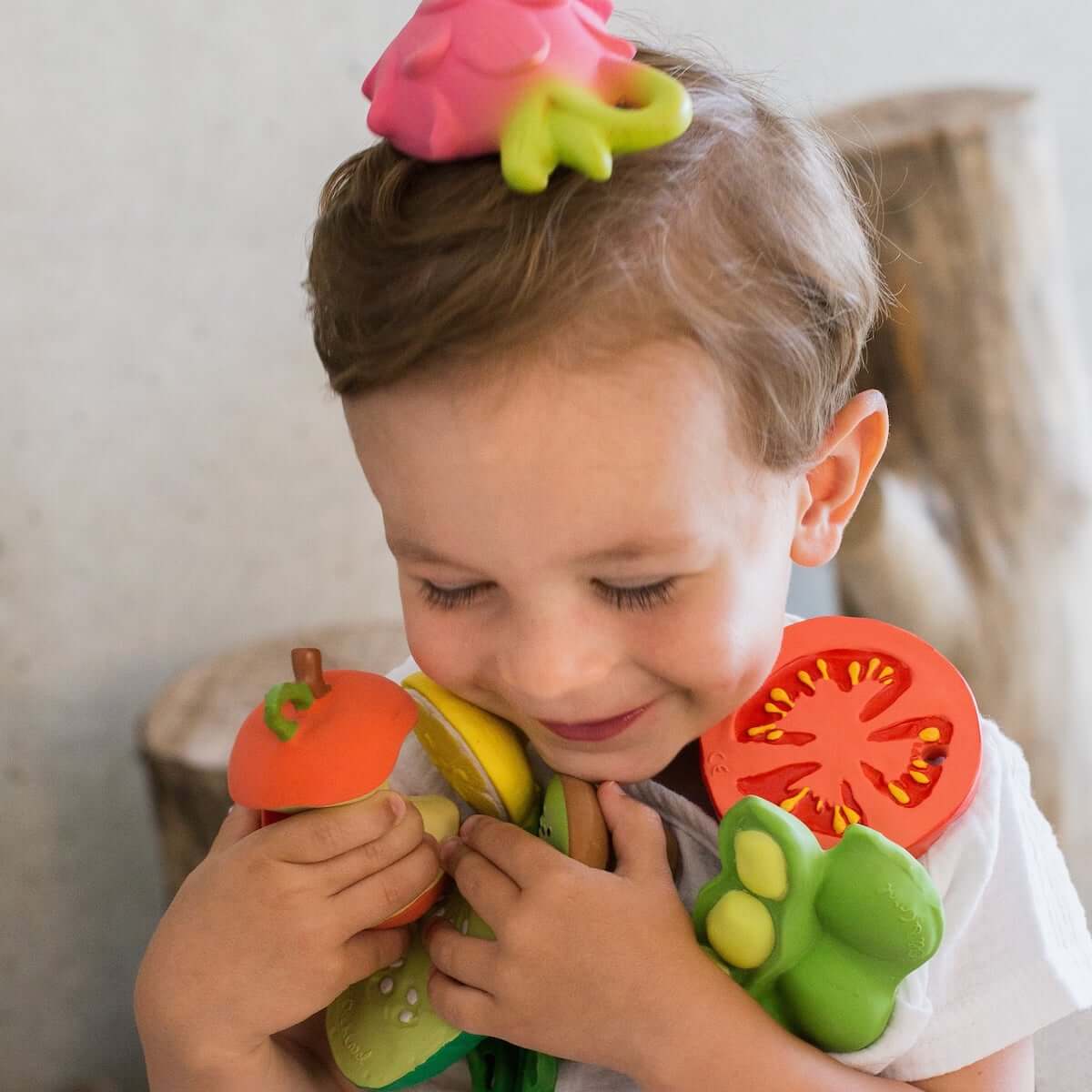 Zahnungshilfe Renato the Tomato Oli & Carol